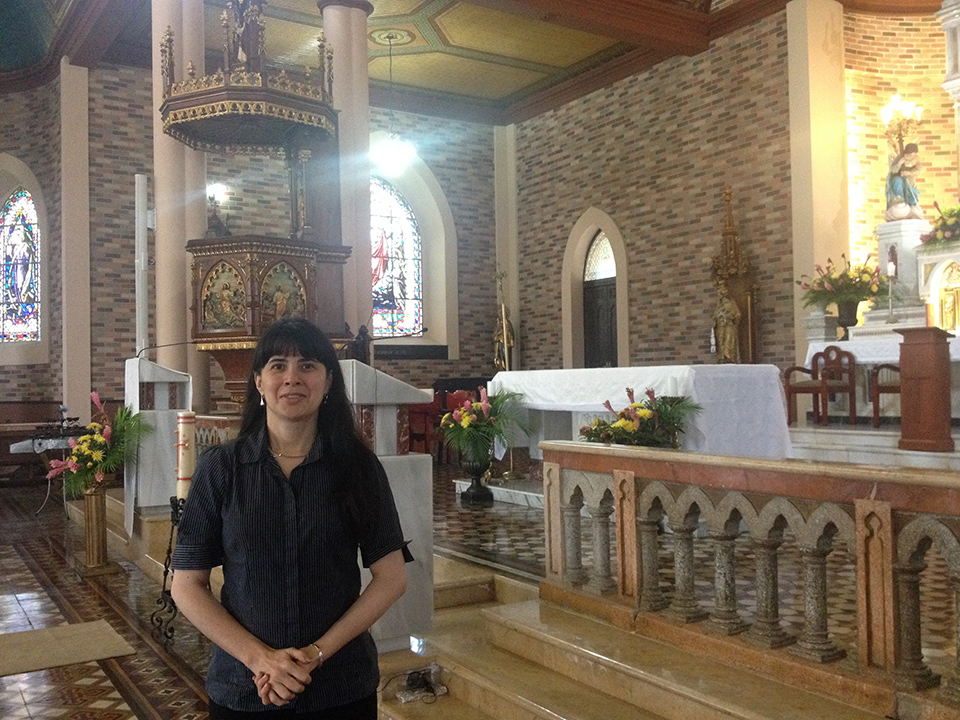 Canto de funerales Ministerio de Silvia Rodriguez